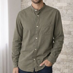 H&M Olive Green Casual Button Down Shirt size M perfect condition